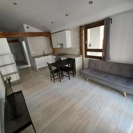 Apartamento en el casco historico de Plencia Esterno foto